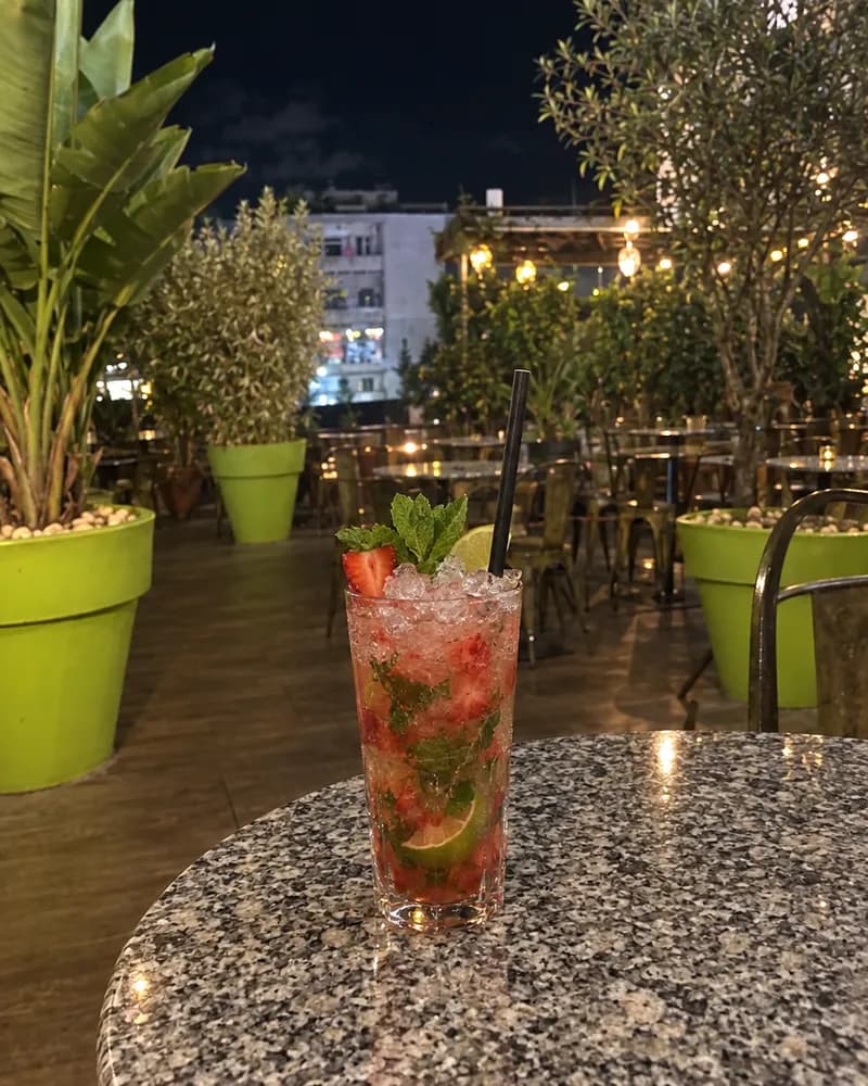 Mojito fraise sur la terrasse